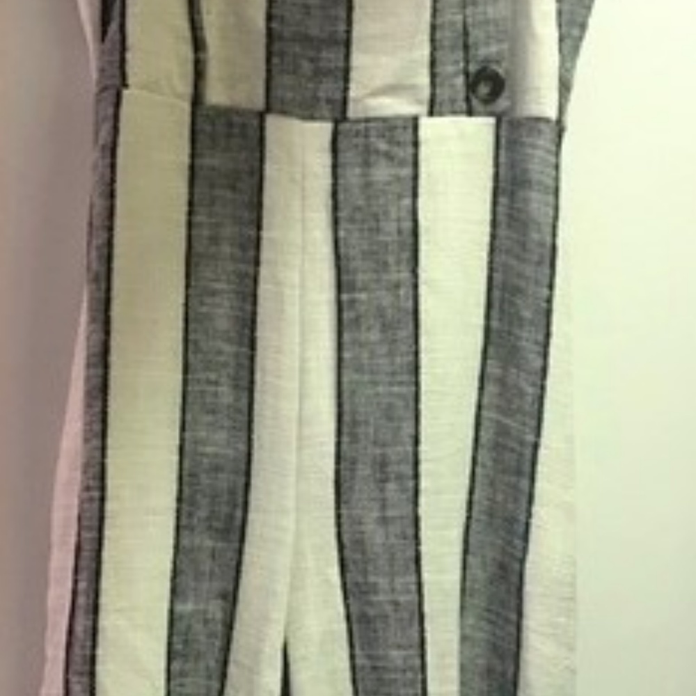 Urban Romantics Romper jumpsuit L Linen Blend